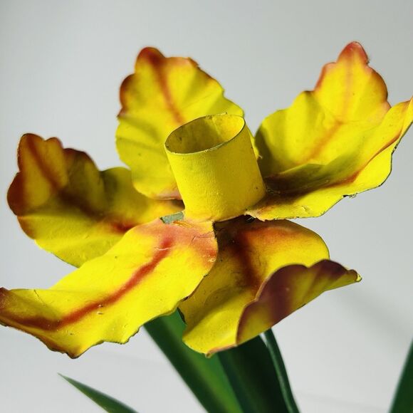 Vintage Daffodil Metal Candle Holder Flower Silvestri Metal Candlestick 12" - Picture 3 of 10